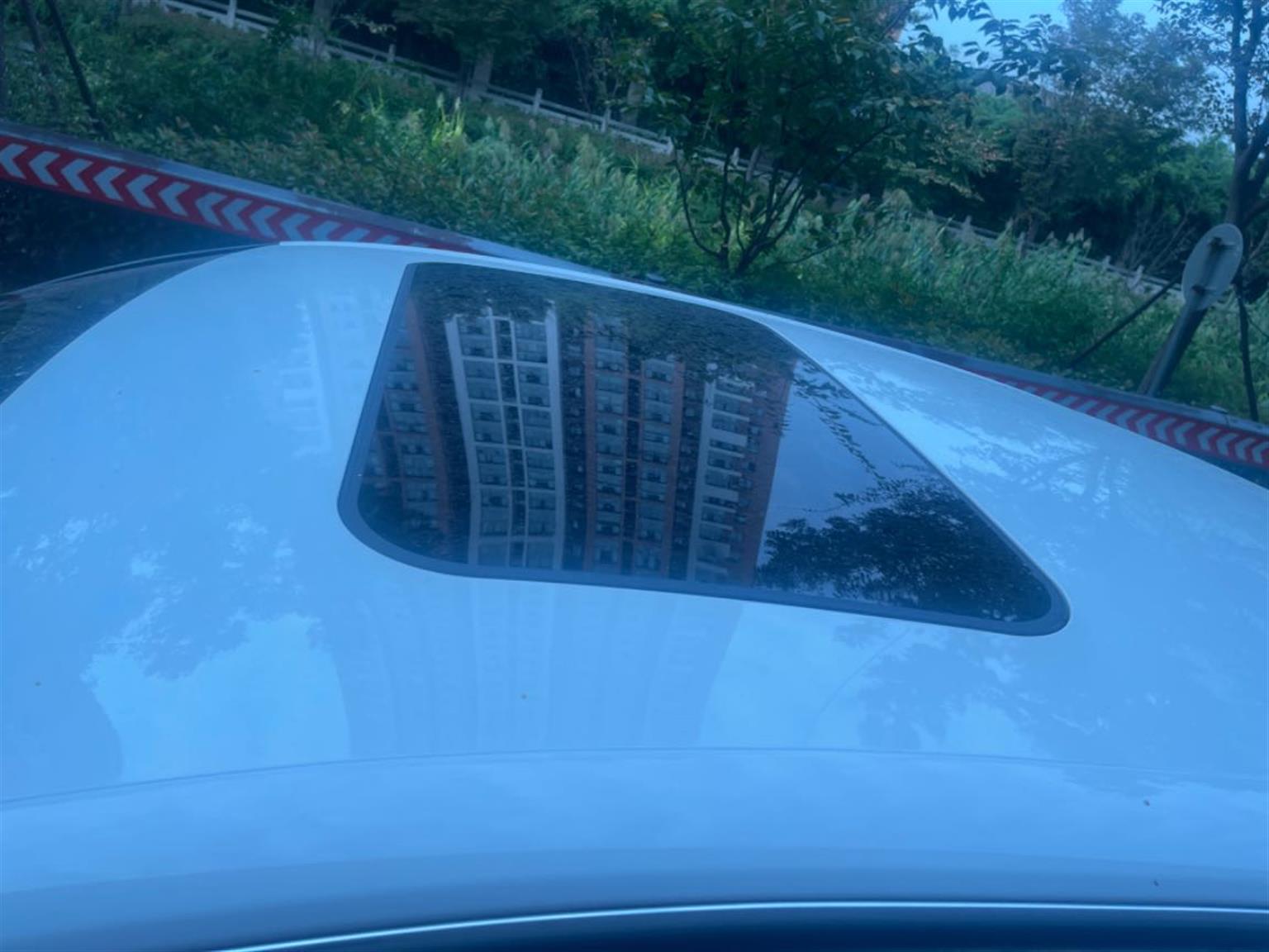 奥迪