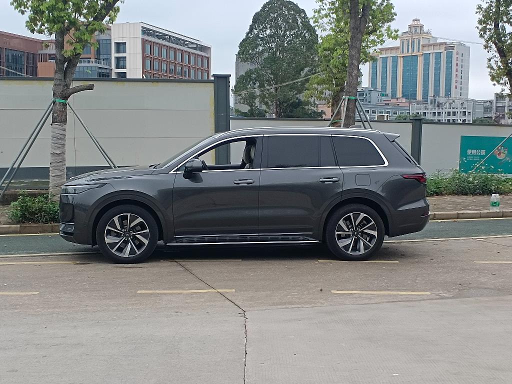 理想汽车