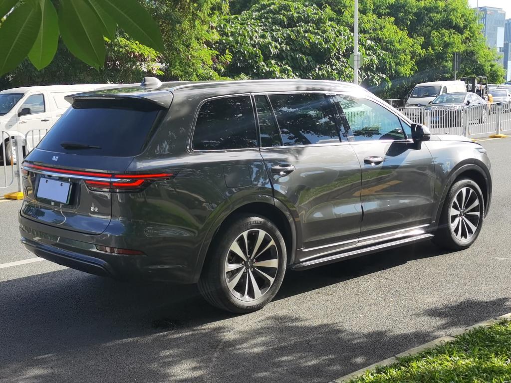 理想汽车
