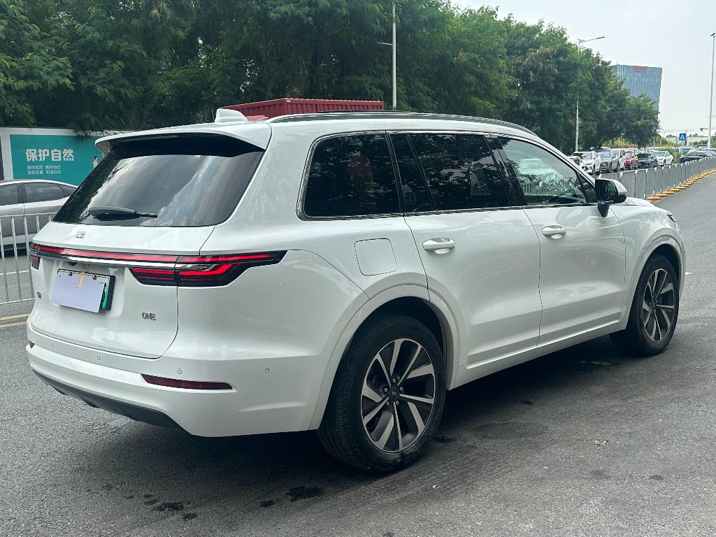 理想汽车