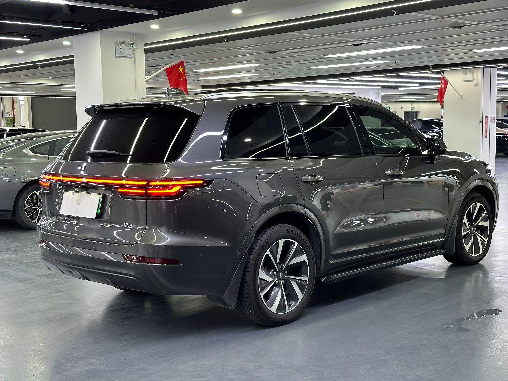 理想汽车