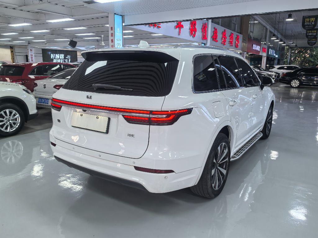 理想汽车