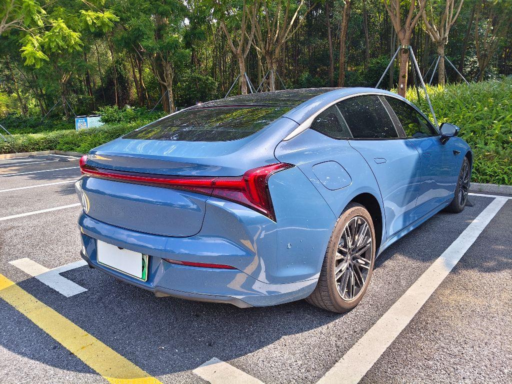 哪吒汽车