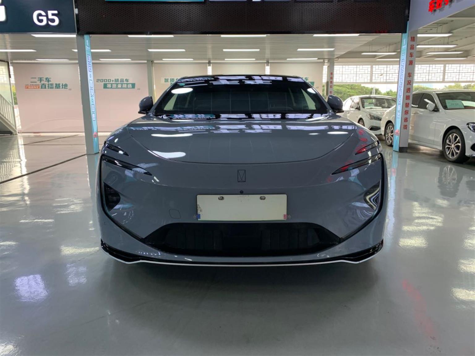 阿维塔12 