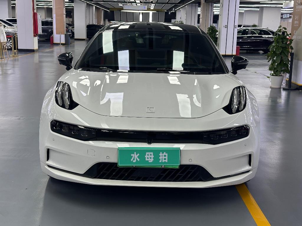 极氪