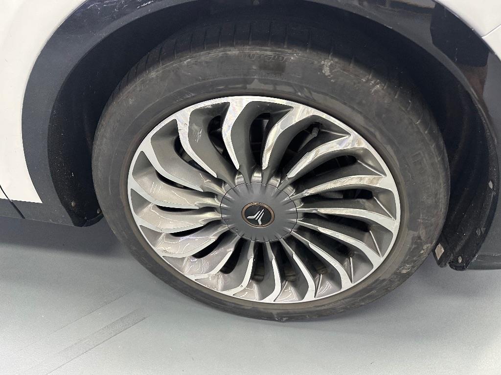 岚图汽车