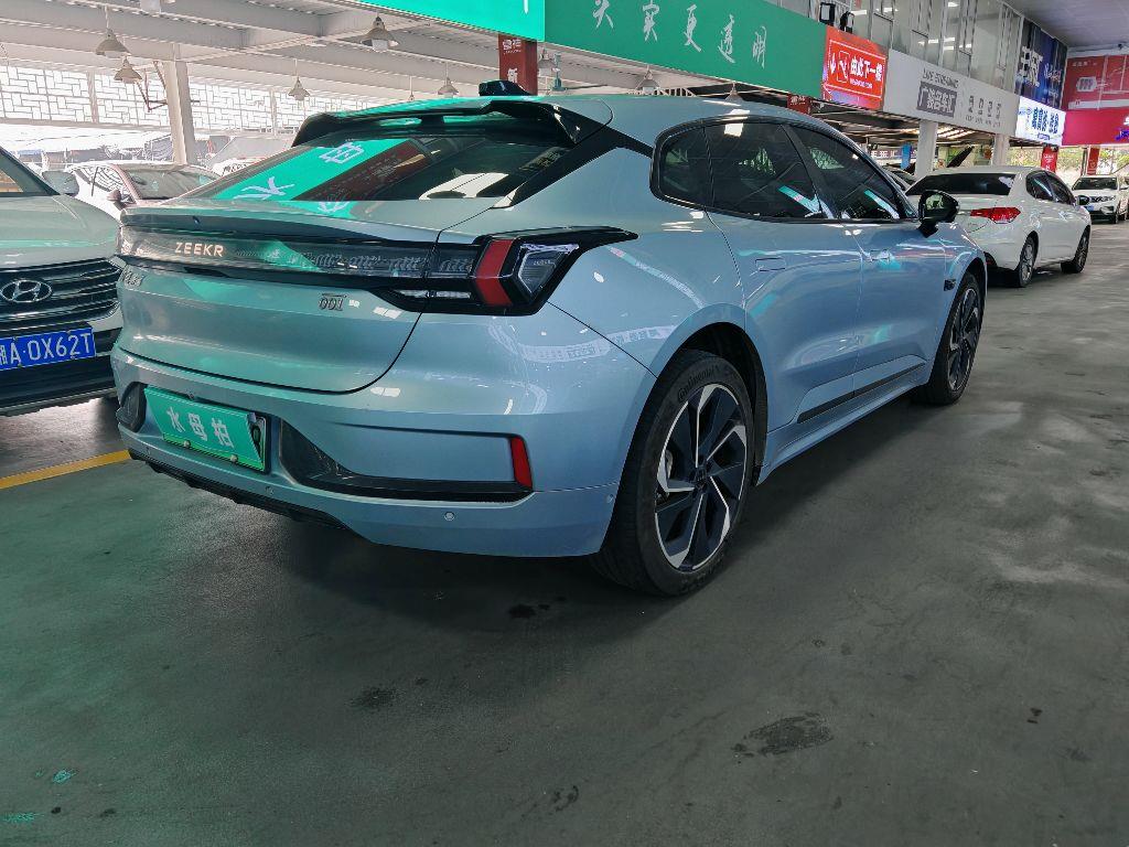 极氪