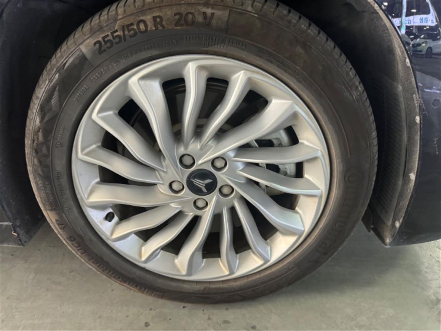 岚图汽车