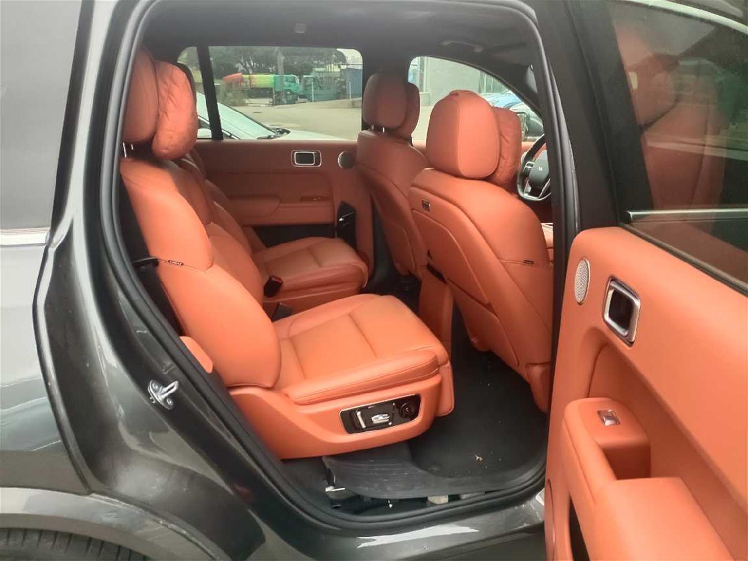 理想汽车