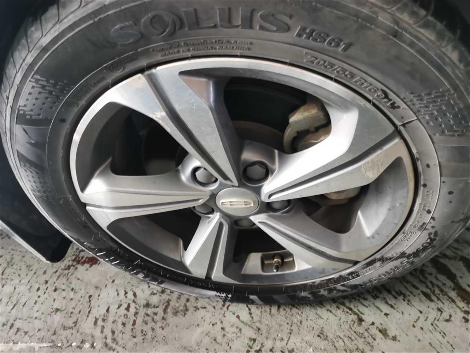 吉利汽车