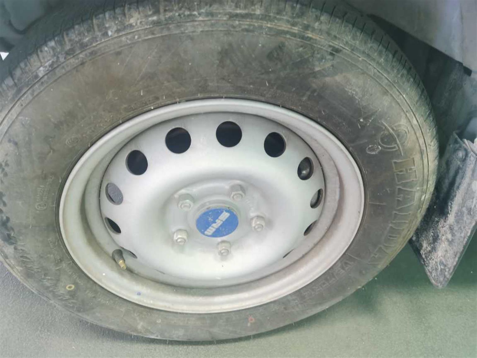 SRM鑫源新能源海狮EV