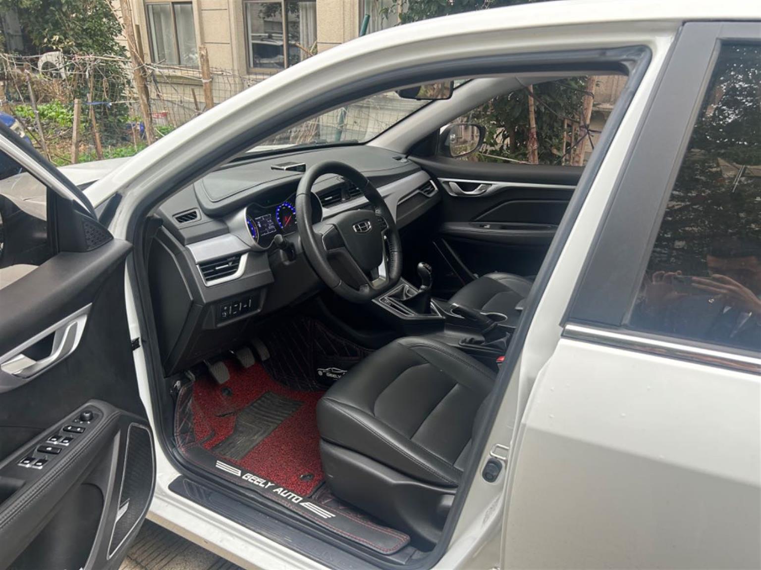 吉利汽车