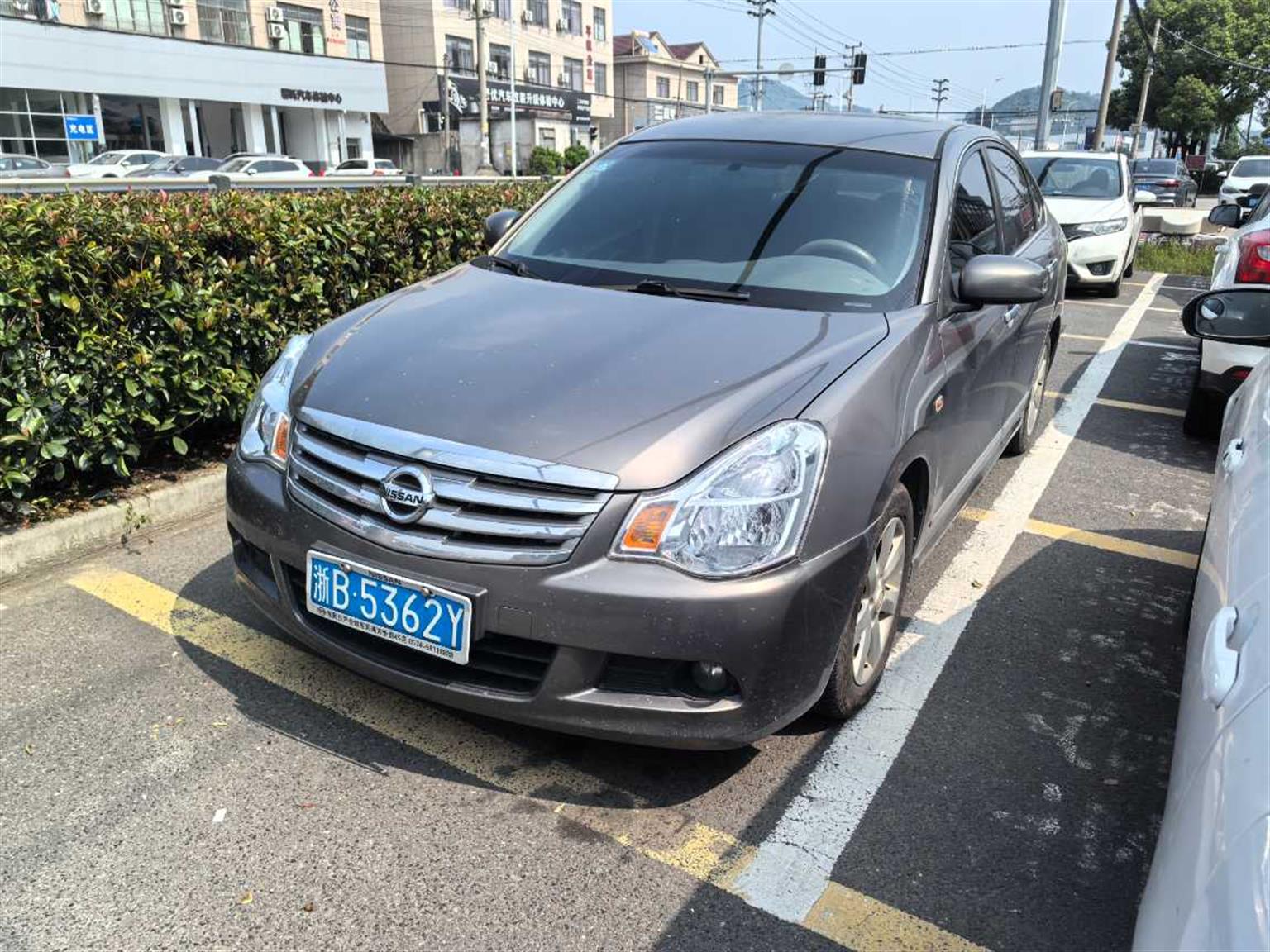 日产